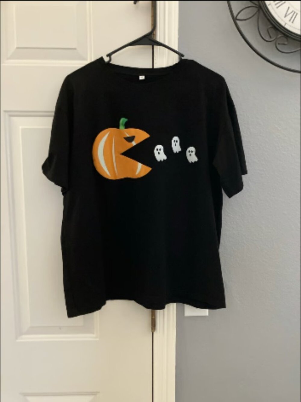 Halloween themed Women’s T-shirt XL